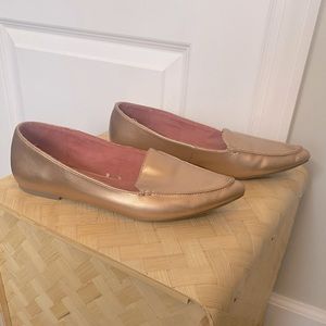 GAP rose gold pointed-toe loafers, size 8